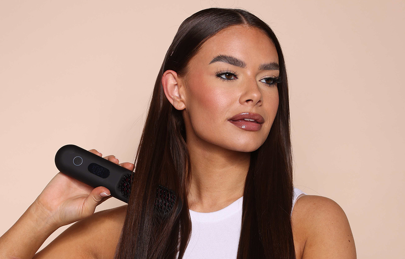 Select the Right Temperature for your Hair Type (2a to 3b). Preheat for 30s before use for Optimal Temperature.